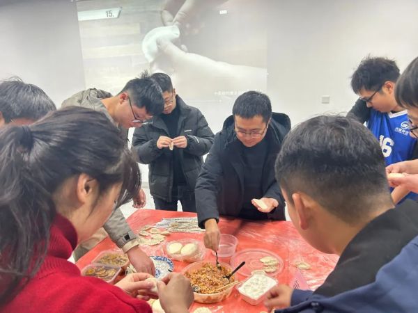 湖南興隆種業(yè)有限公司,長(zhǎng)沙稻谷種植與銷售,長(zhǎng)沙農(nóng)作物品種的選育,長(zhǎng)沙農(nóng)業(yè)病蟲害防治服務(wù)